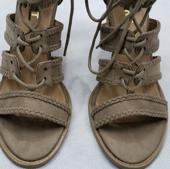 NWOB Report Roana Size 8.5 Lace Up Sandals Taupe - Picture 6 of 8